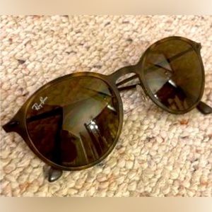 RayBan Men’s sunglasses